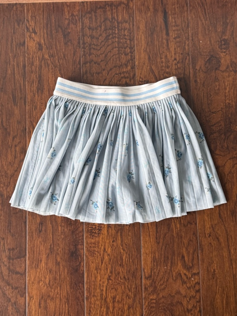 Vanilla Star Light Blue Floral Pleated Skater Skirt